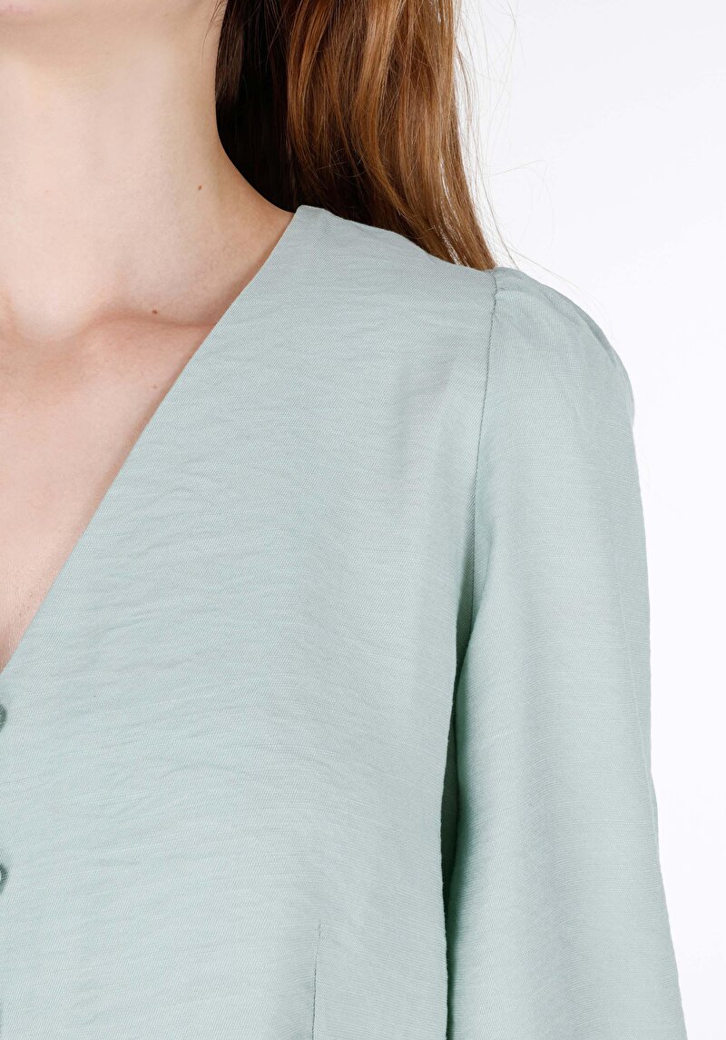 Regular Fit V Yaka Düz Kadın Yeşil Uzun Kol Gömlek
