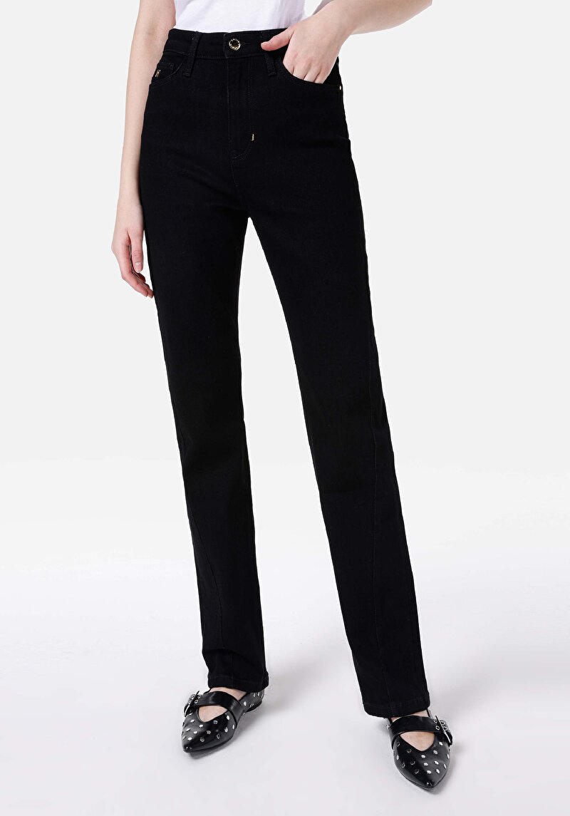 Regular Fit Kadın Siyah Pamuklu Jean Pantolon