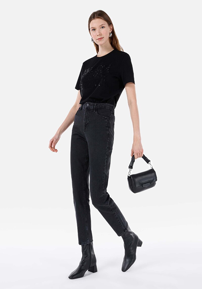 Mom Fit Daralan Paça Kadın Denim Jean Pantolon