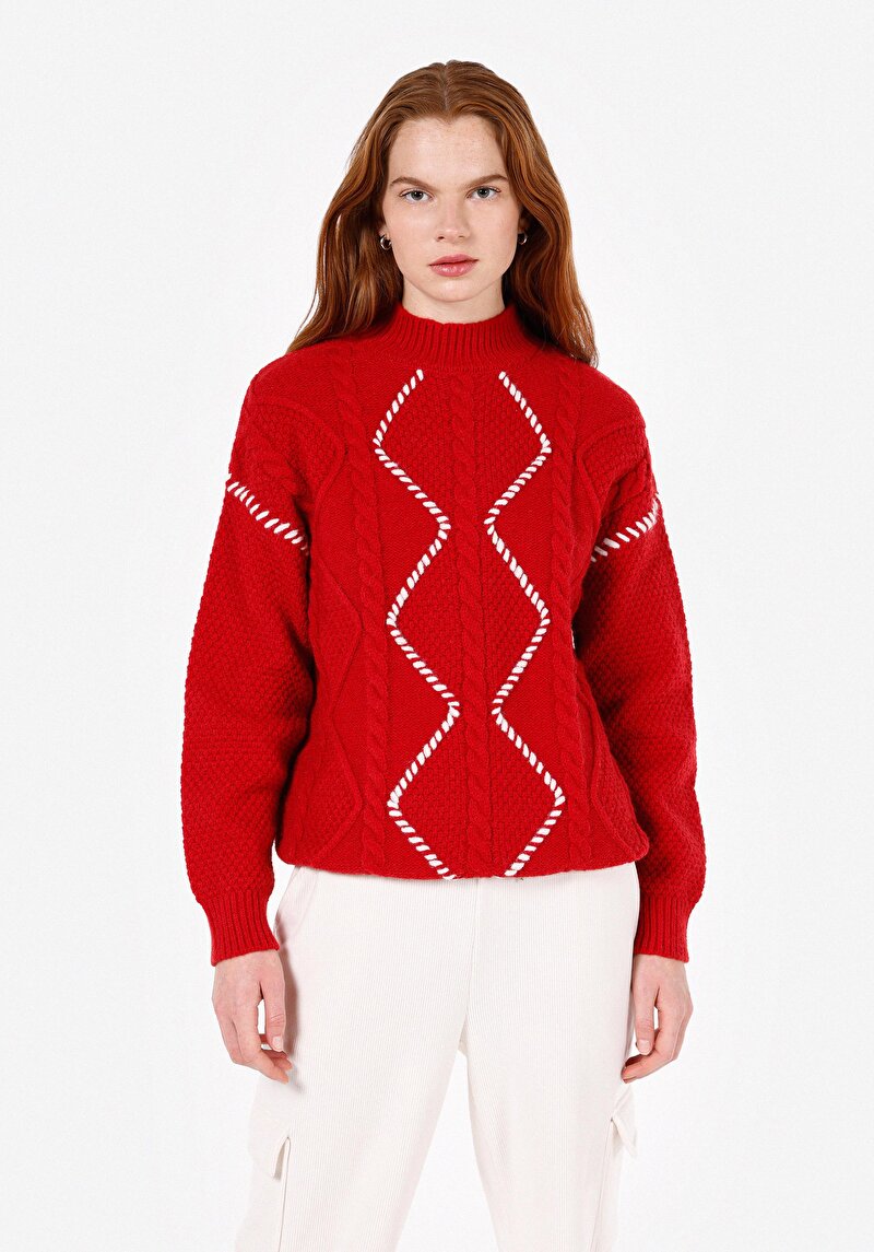 Regular Fit Turtle Neck Nakışlı Kadın Kirmizi Kazak