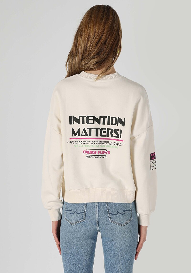 Regular Fit   Kadın Beyaz Sweatshirt