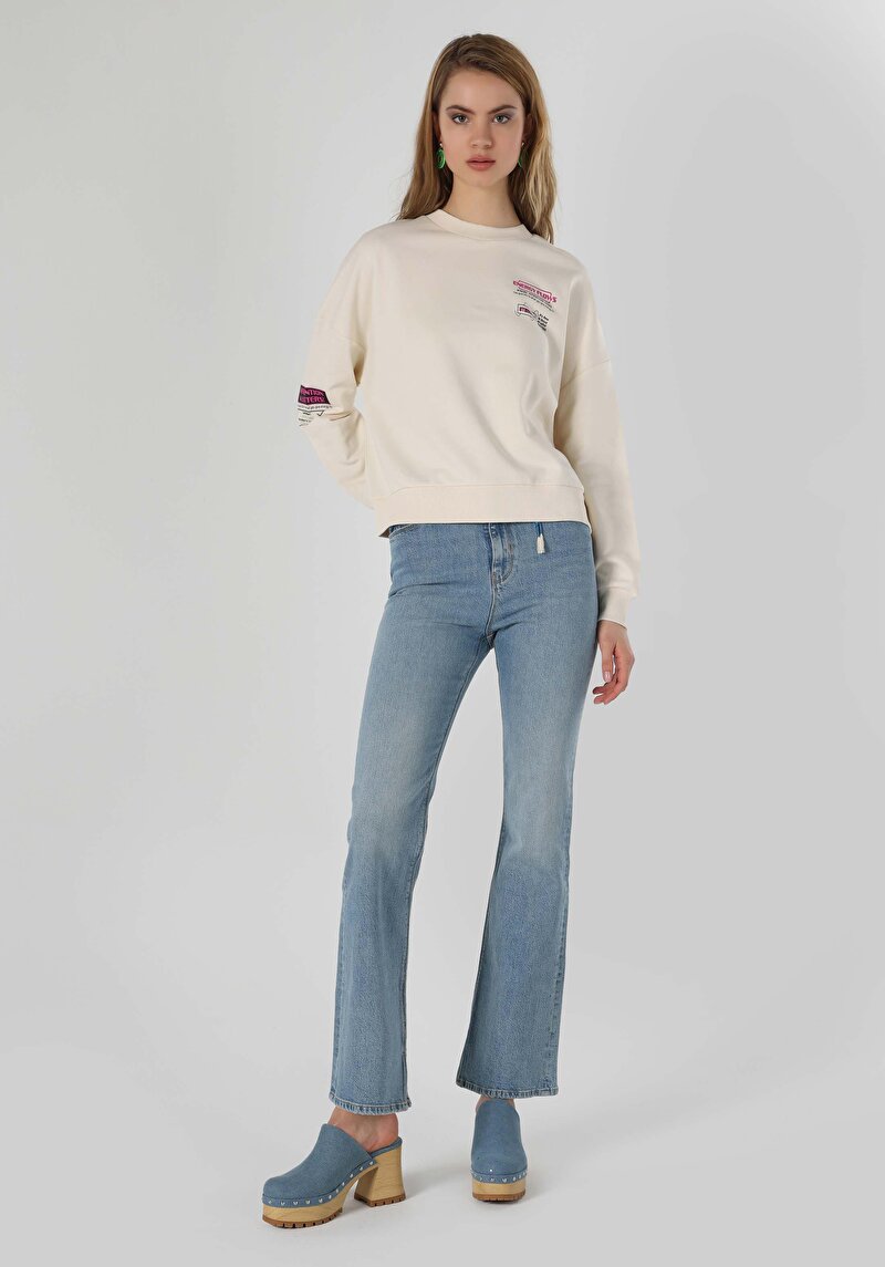 Regular Fit   Kadın Beyaz Sweatshirt