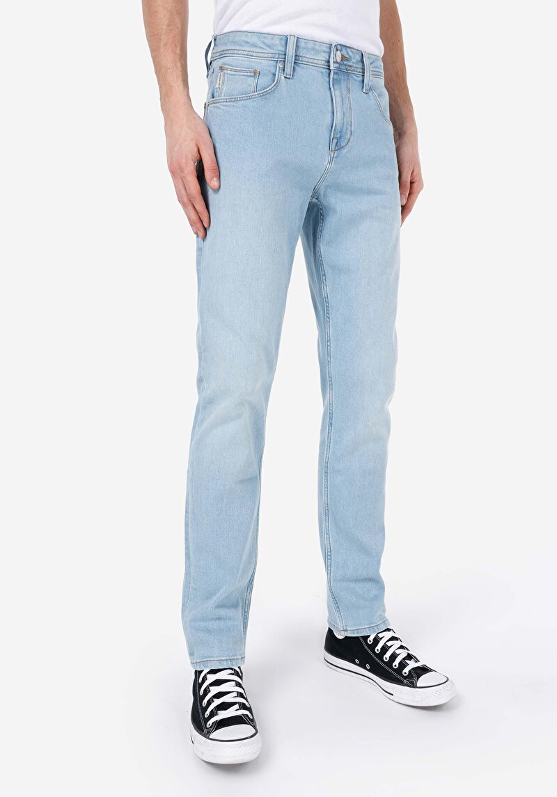 Straight Fit Düşük Bel Düz Paça Erkek Açik İndigo Jean Pantolon
