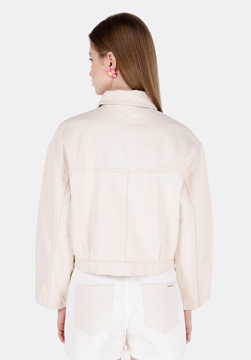 Oversize Fit Düğmeli Astarsız Kadın Beyaz Ceket