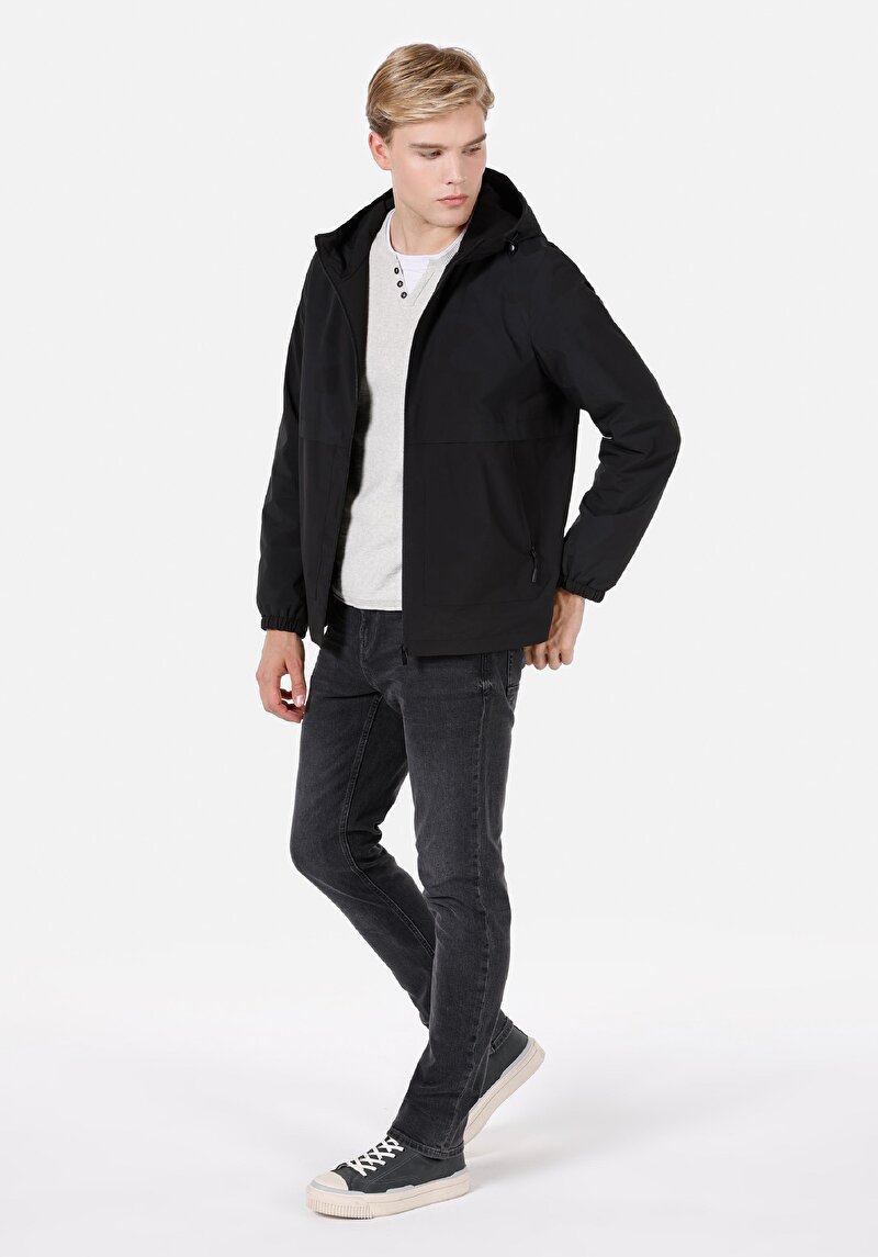 Regular Fit Erkek Siyah Yağmurluk