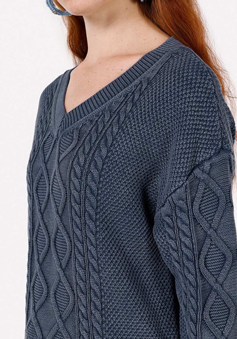 Regular Fit V Yaka Düz Kadın Mavi Kazak