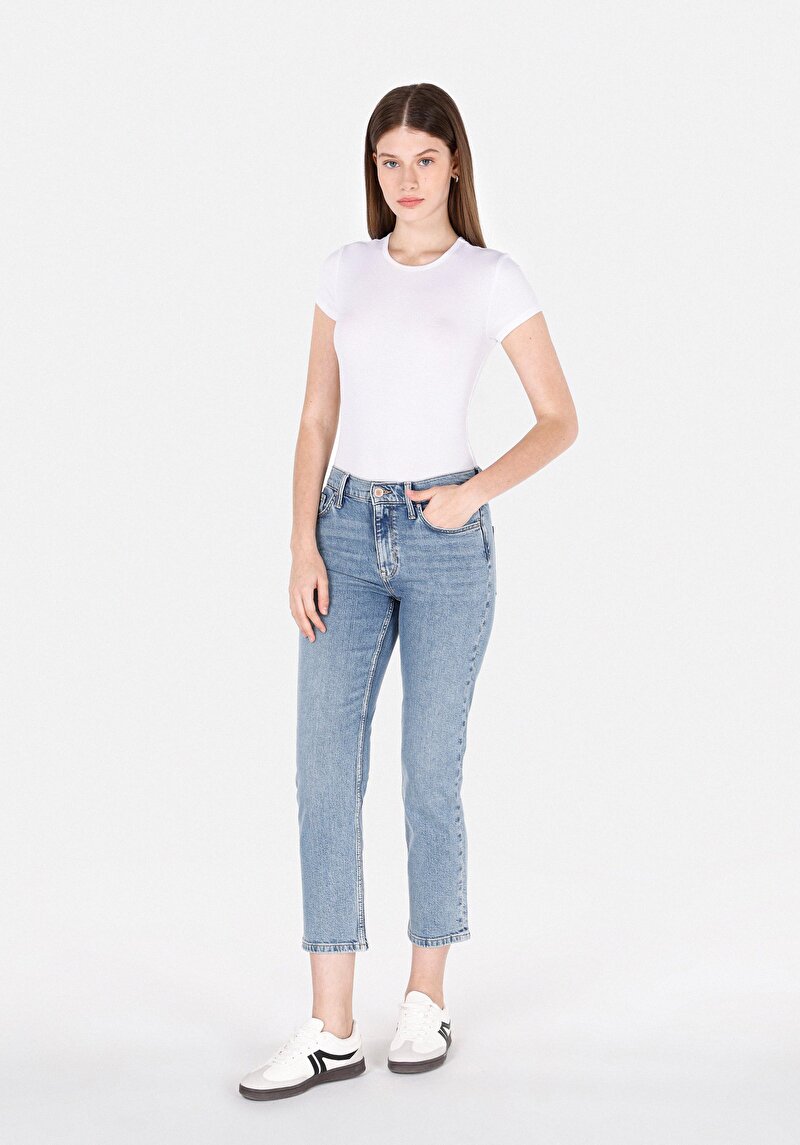 Slim Fit Kadın Light İndigo Denim Jean Pantolon