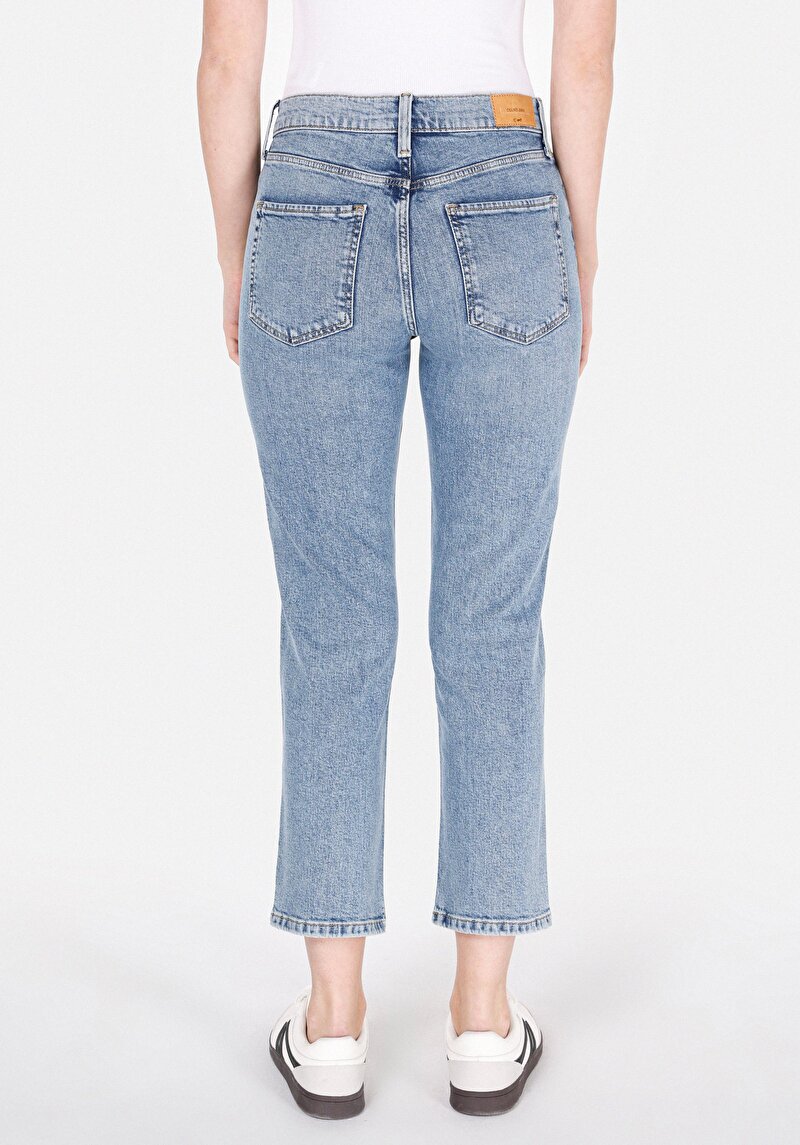 Slim Fit Kadın Light İndigo Denim Jean Pantolon