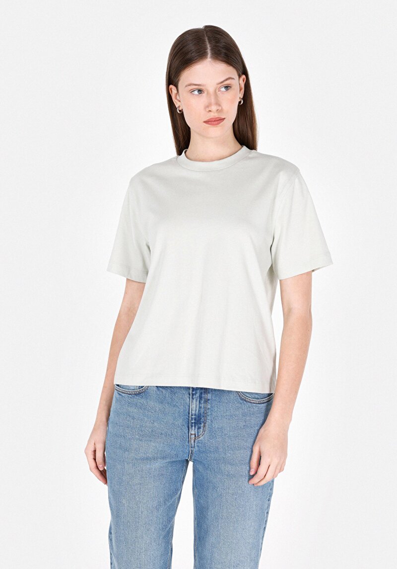 Regular Fit Yuvarlak Yaka Düz Kadın Yeşil Kısa Kol Tişört