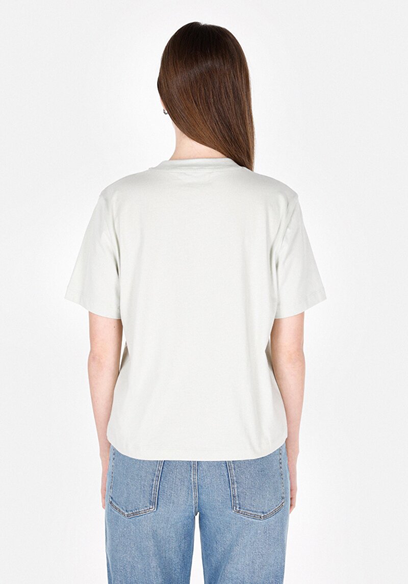 Regular Fit Yuvarlak Yaka Düz Kadın Yeşil Kısa Kol Tişört