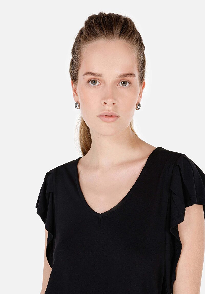 Regular Fit Yuvarlak Yaka Düz Kadın Siyah Kısa Kol Örme Tişört