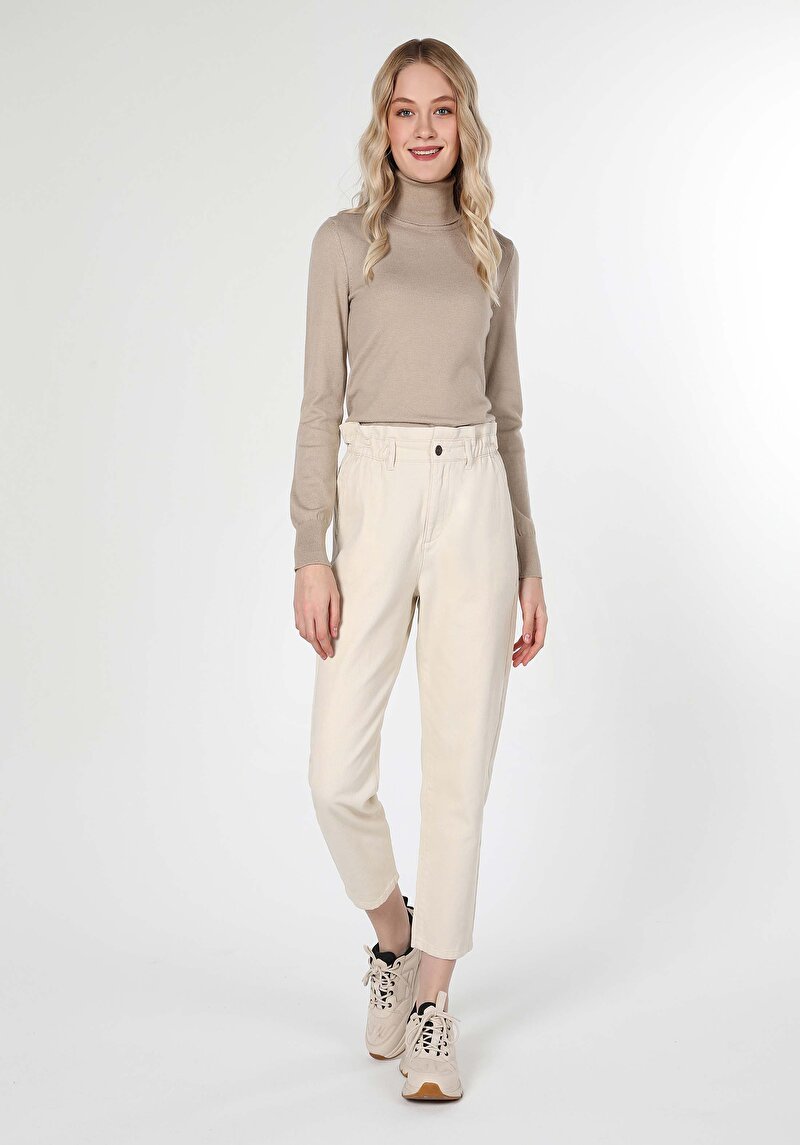 Slim Fit Balıkçı Yaka Düz Kadın Bej Kazak