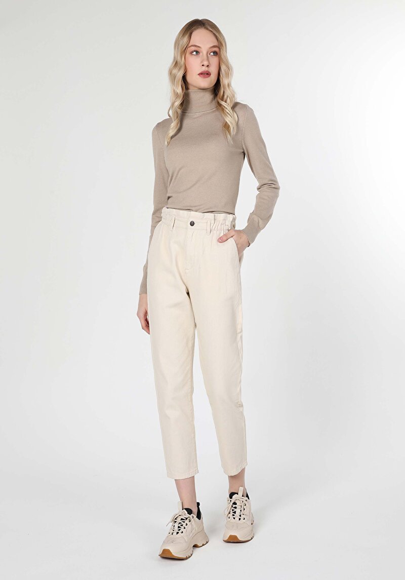 Slim Fit Balıkçı Yaka Düz Kadın Bej Kazak