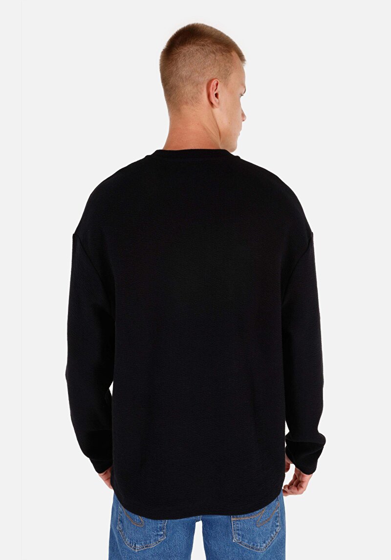 Comfort Fit Yuvarlak Yaka Jakarlı Erkek Siyah Uzun Kol Tişört