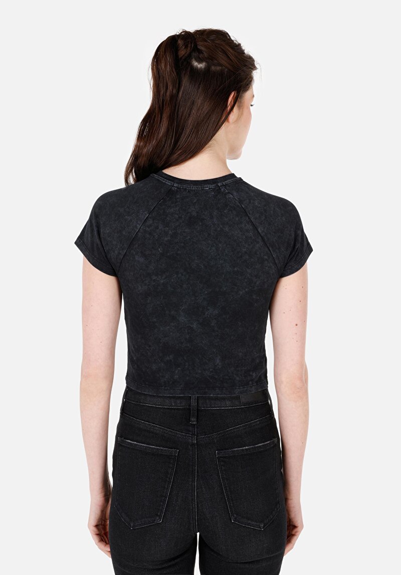 Slim Fit Yuvarlak Yaka Baskılı Kadın Antrasit Kısa Kol Tişört