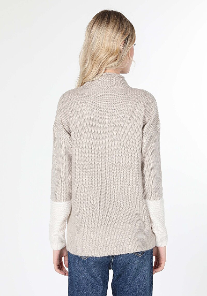 Regular Fit Yarım Balıkçı Yaka Düz Kadın Bej Kazak