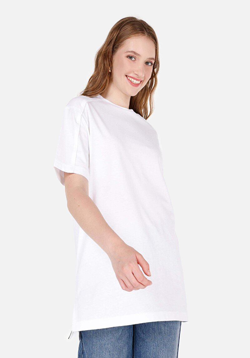 Regular Fit Yuvarlak Yaka Kadın Beyaz Kısa Kol Tişört