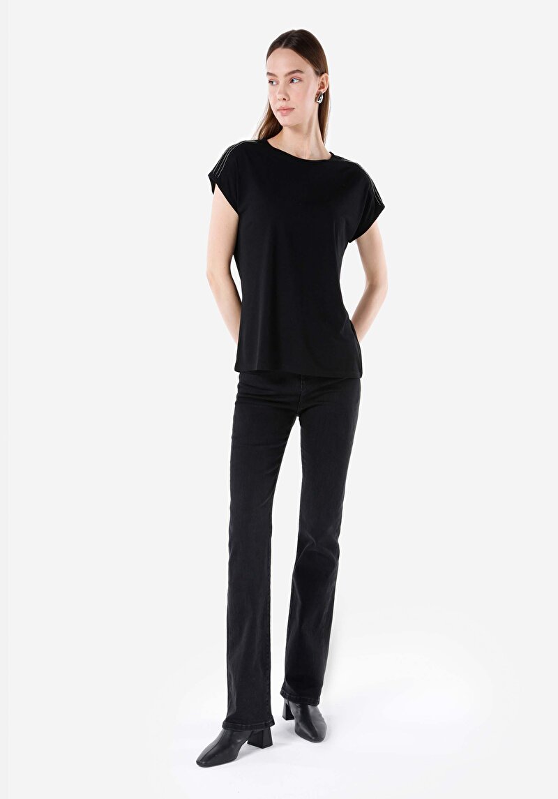 Regular Fit Yuvarlak Yaka Kadın Siyah Kısa Kol Tişört