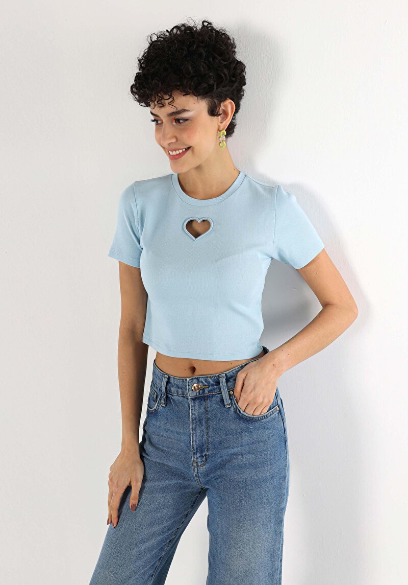 Slim Fit Yuvarlak Yaka Nakışlı Kadın Mavi Kısa Kol Tişört