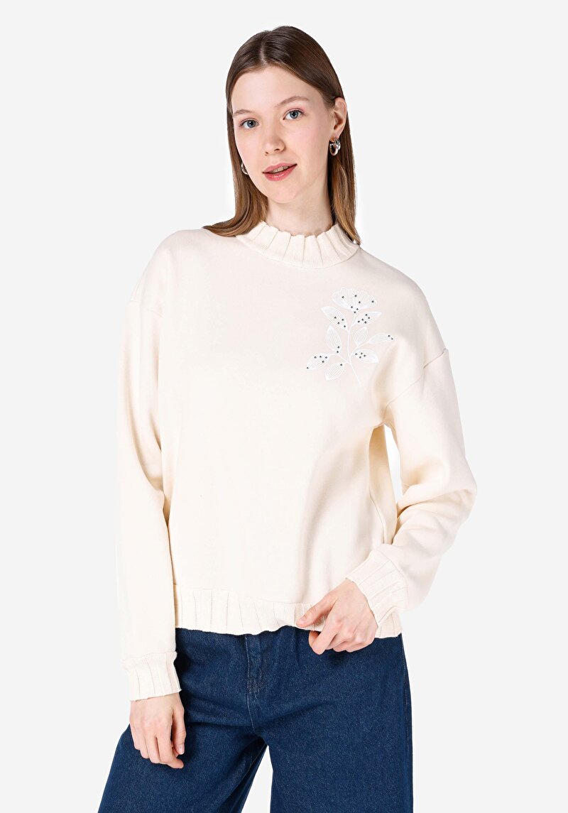Regular Fit Kadın Ekru Sweatshirt