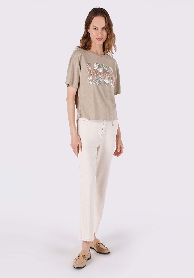 Regular Fit Yuvarlak Yaka Kadın Kısa Kol Tişört