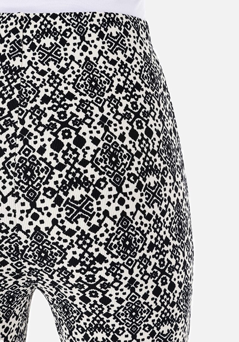 Slim Fit Orta Bel Baskılı Kadın Siyah Eşofman Altı