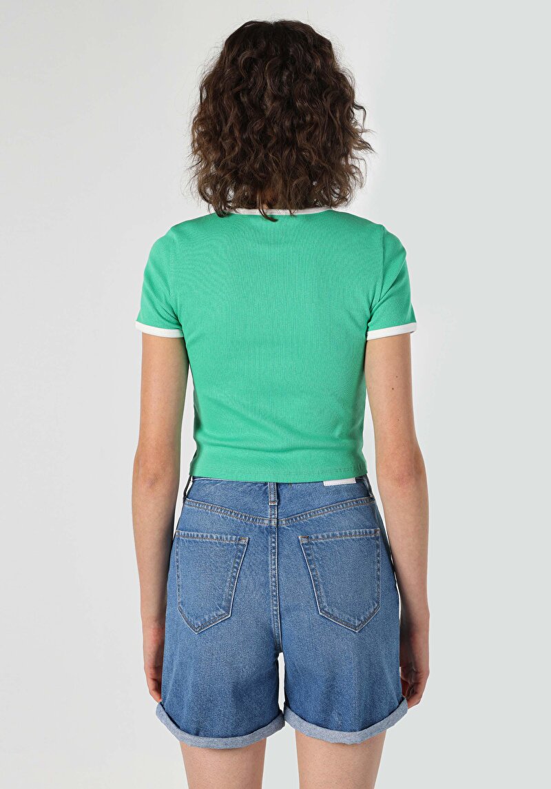 Slim Fit Yuvarlak Yaka Baskılı Kadın Yeşil Kısa Kol Tişört