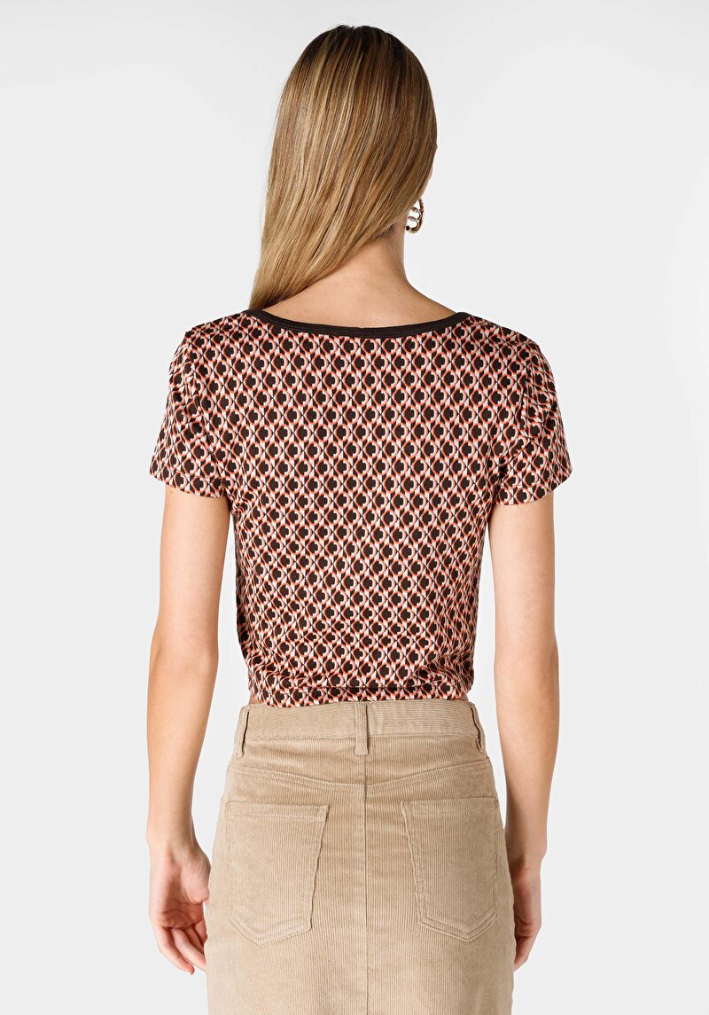 Slim Fit Derin Yuvarlak Yaka Kadın Çok Renkli Kısa Kol Tişört