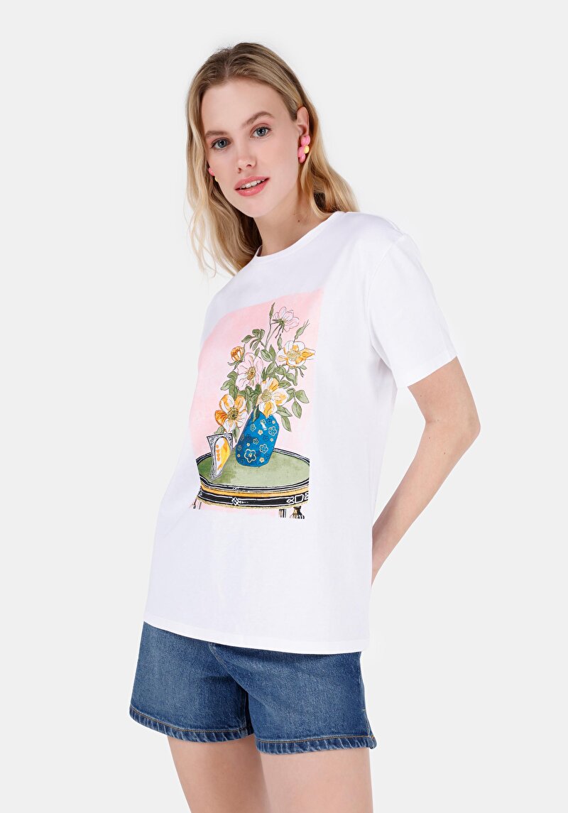 Regular Fit Yuvarlak Yaka Baskılı Kadın Beyaz Kısa Kol Tişört