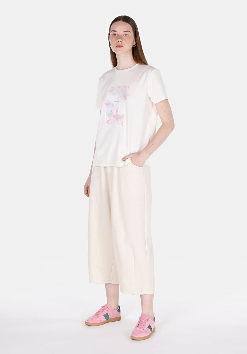 Regular Fit Yuvarlak Yaka Baskılı Kadın Beyaz Kısa Kol Tişört