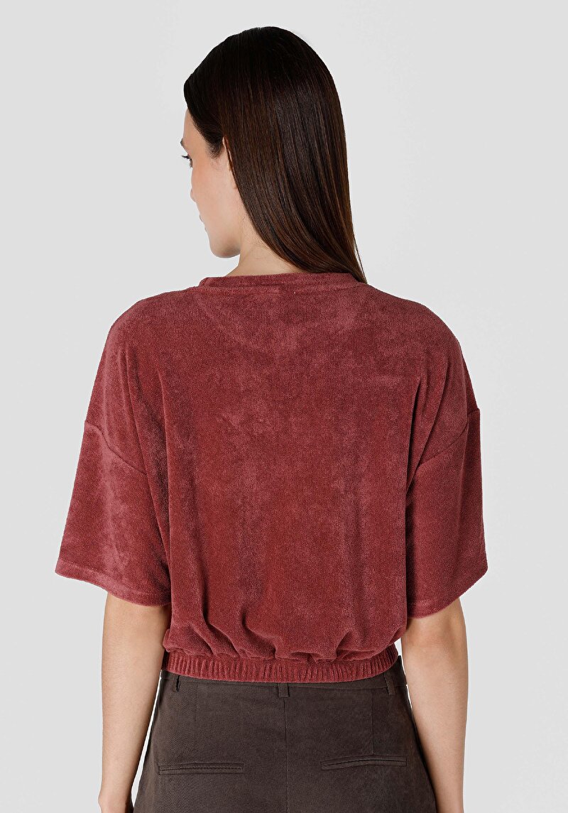 Regular Fit Yuvarlak Yaka Kadın Kirmizi Kısa Kol Tişört