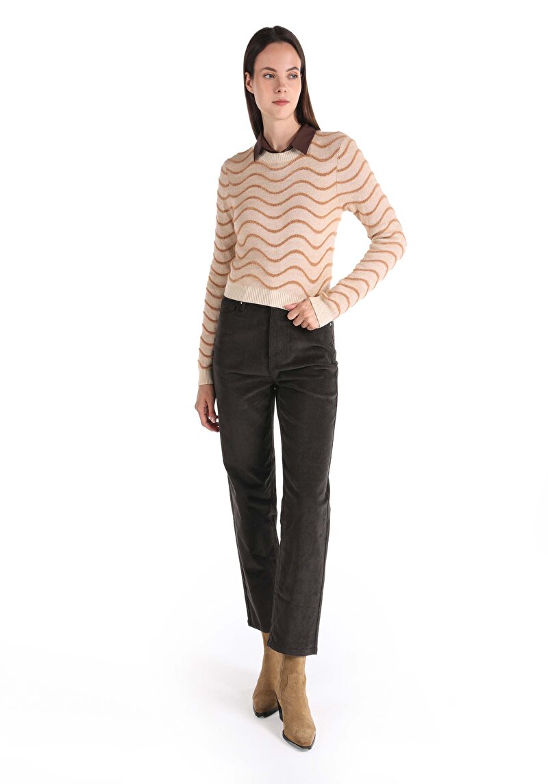 Slim Fit Yuvarlak Yaka Çizgili Kadın Bej Kazak