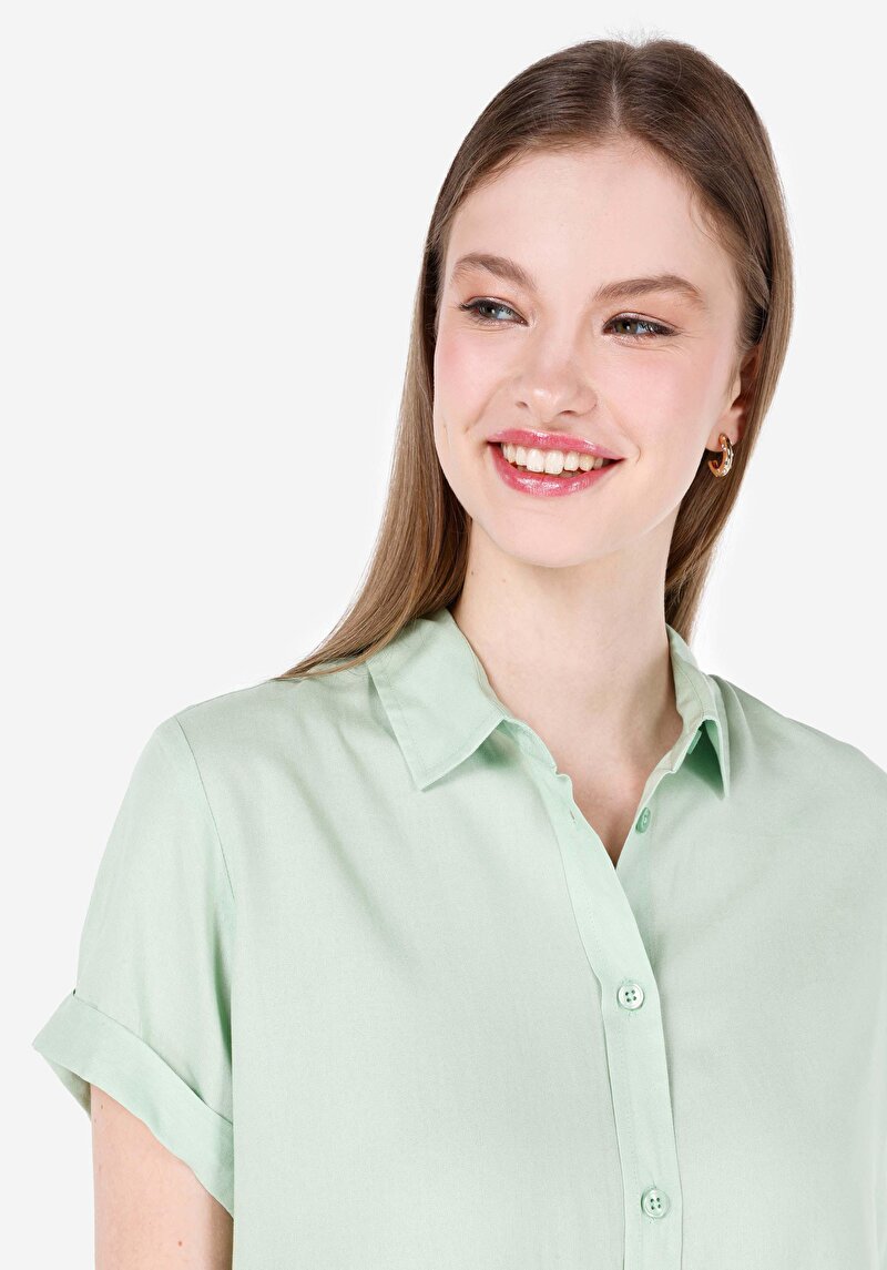 Regular Fit Shirt Neck Kadın Yeşil Kısa Kol Gömlek