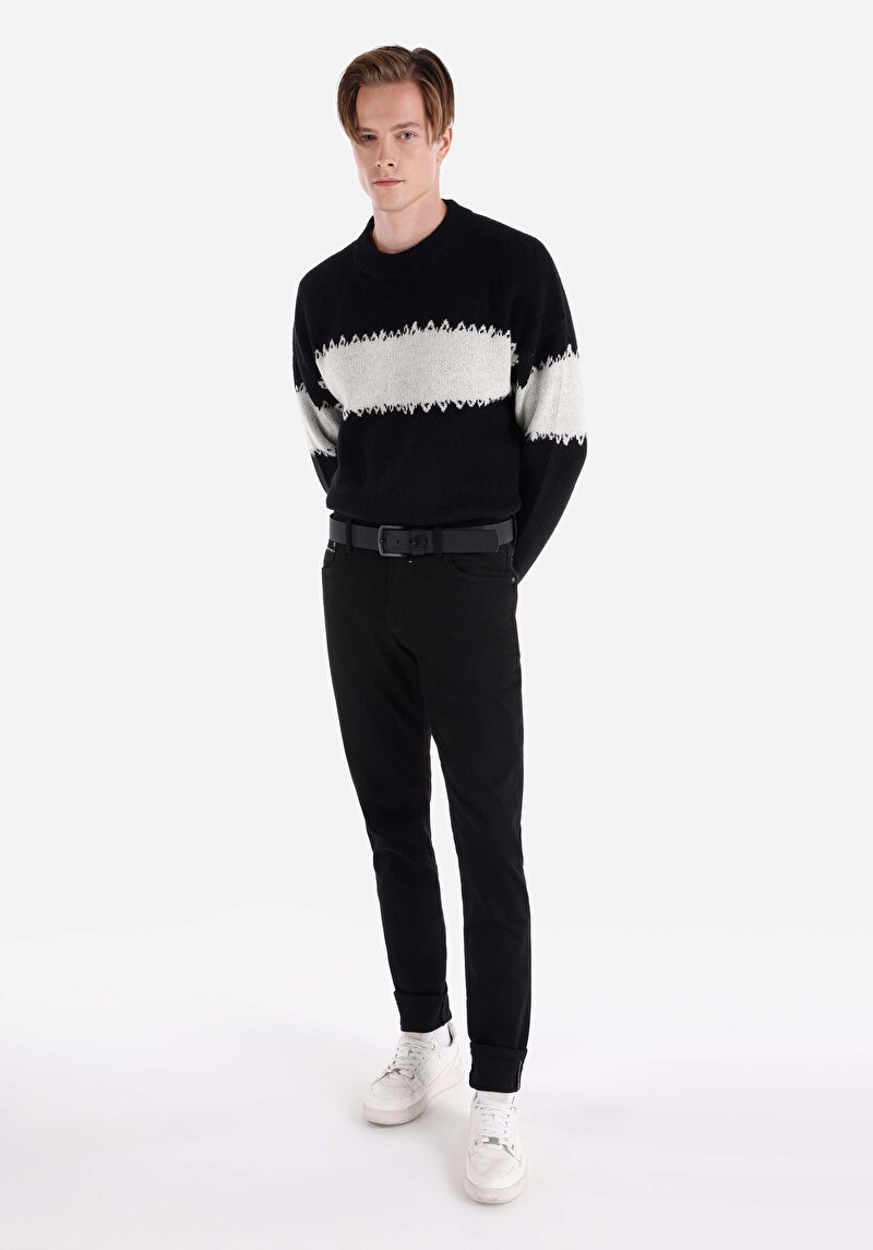 Slim Fit Düşük Bel Dar Paça Erkek Siyah Jean Pantolon