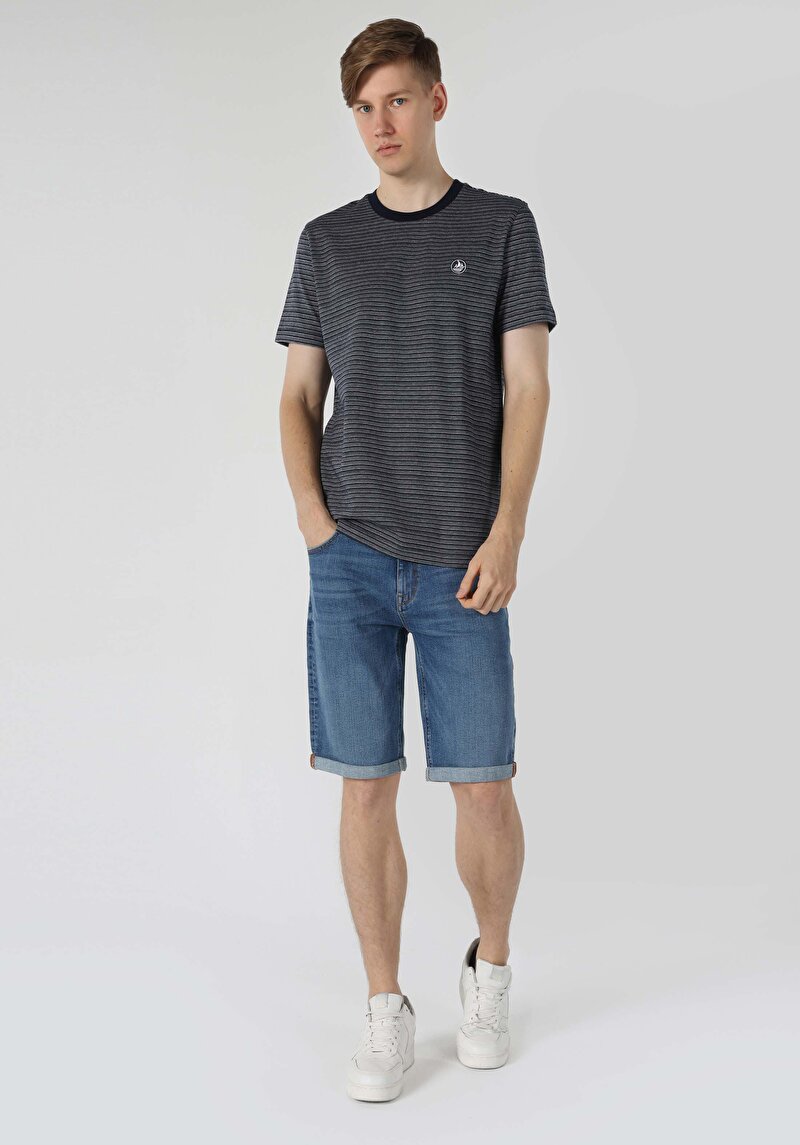 Regular Fit Yuvarlak Yaka Çizgili Erkek Lacivert Kısa Kol Tişört