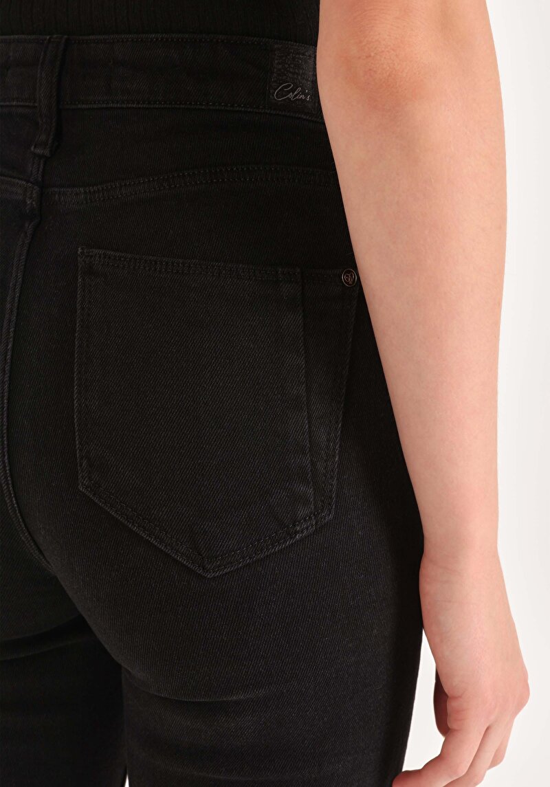 Slim Fit Orta Bel Düz Paça Kadın Siyah Jean Pantolon