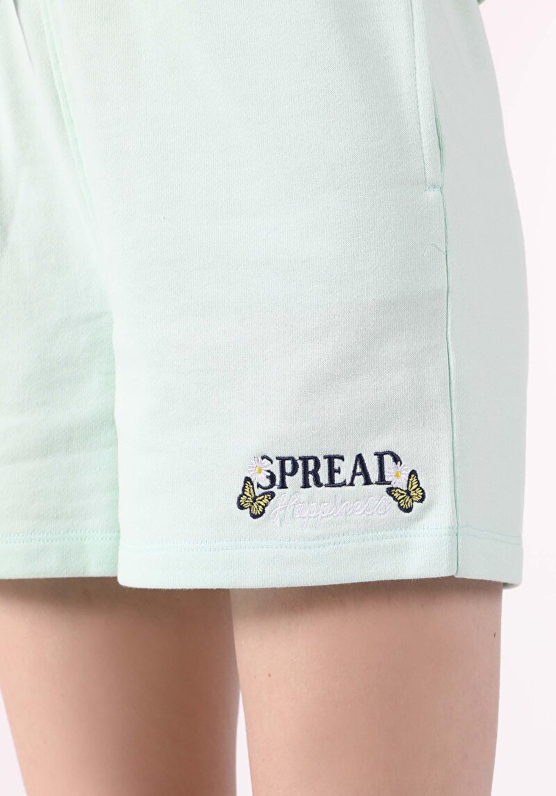 Regular Fit Orta Bel Cepli Kadın Yeşil Şort