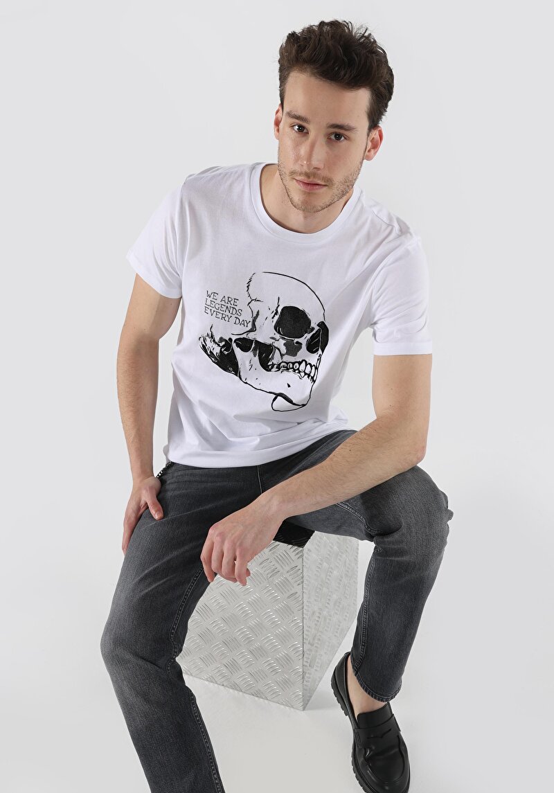 Regular Fit Yuvarlak Yaka  Erkek Beyaz Kısa Kol Tişört