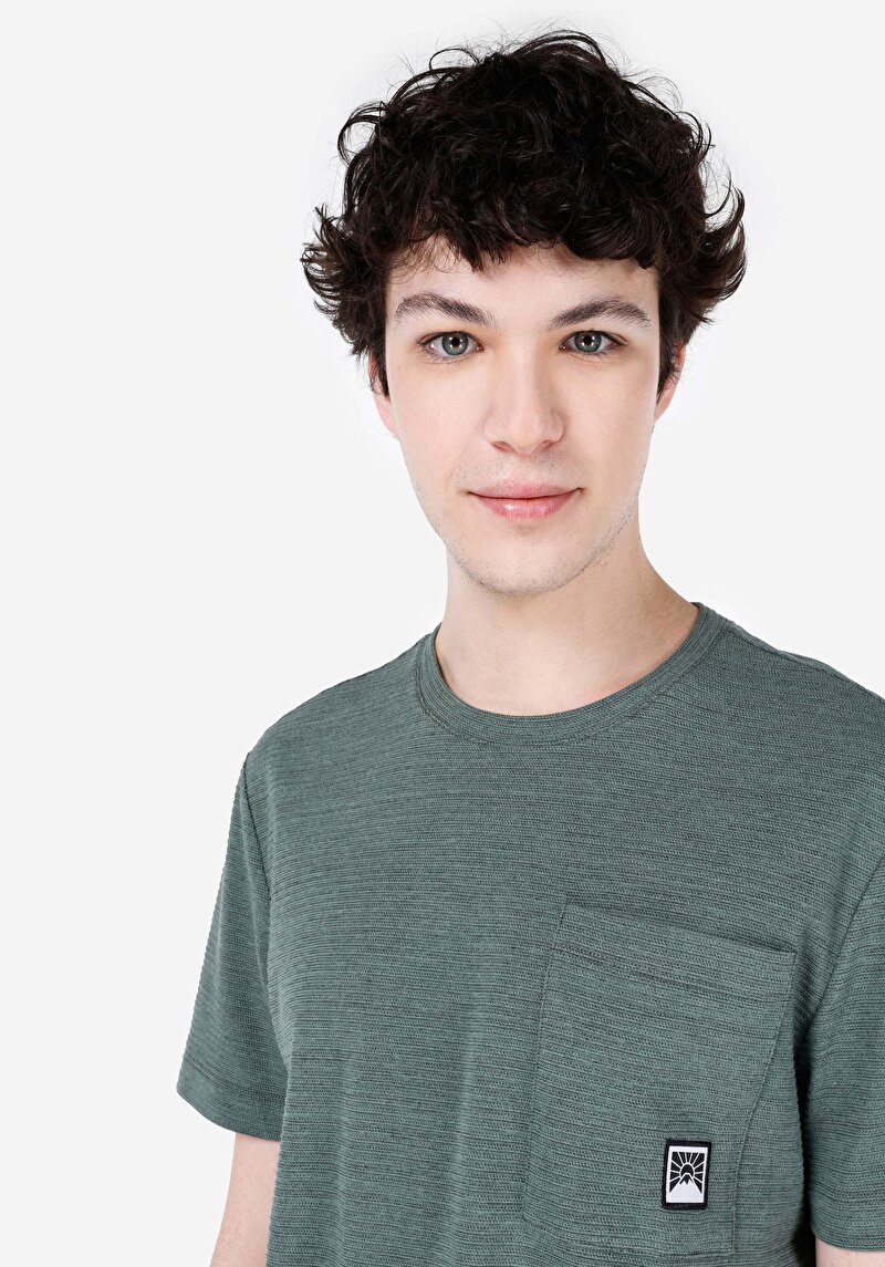 Regular Fit Yuvarlak Yaka Jakarlı Erkek Yeşil Kısa Kol Tişört