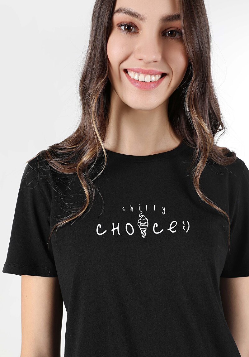Regular Fit Yuvarlak Yaka Baskılı Kadın Siyah Kısa Kol Tişört