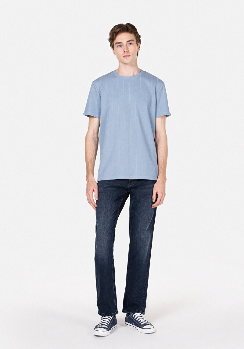 Regular Fit Yuvarlak Yaka Cepsiz Jakarlı Erkek Mavi Kısa Kol Tişört