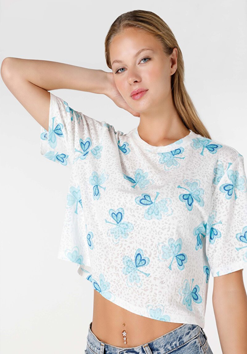 Regular Fit Yuvarlak Yaka Kadın Beyaz Kısa Kol Tişört