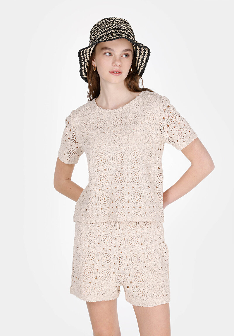 Regular Fit Yuvarlak Yaka Düz Kadın Bej Kısa Kol Tişört