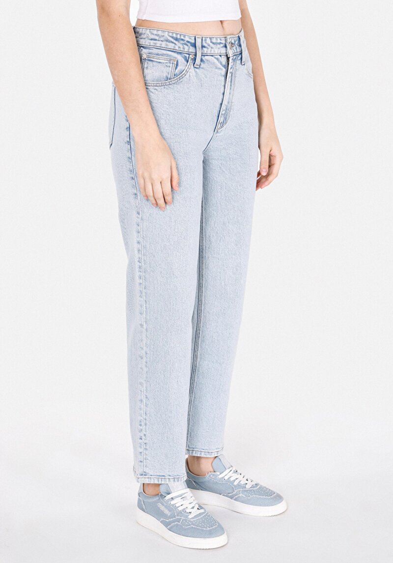 Straight Fit Yüksek Bel Düz Paça Kadın İndigo Jean Pantolon