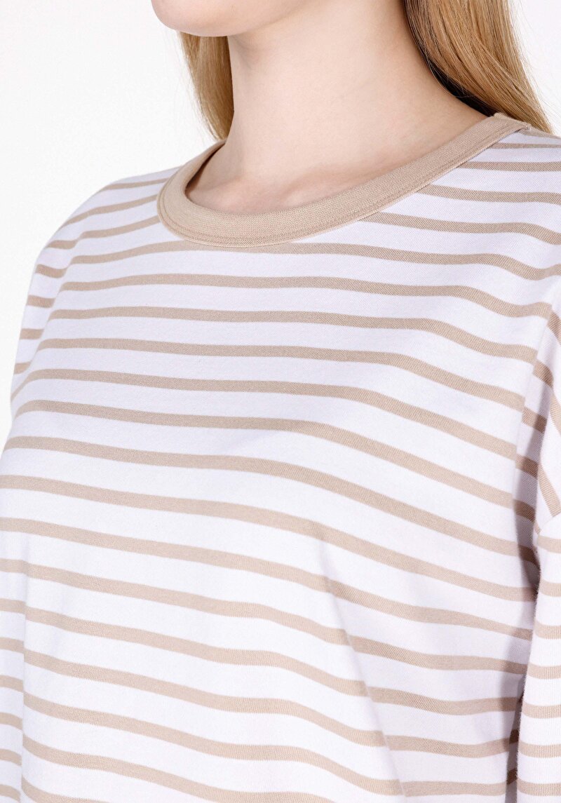Regular Fit Yuvarlak Yaka Çizgili Kadın Bej Uzun Kol Tişört