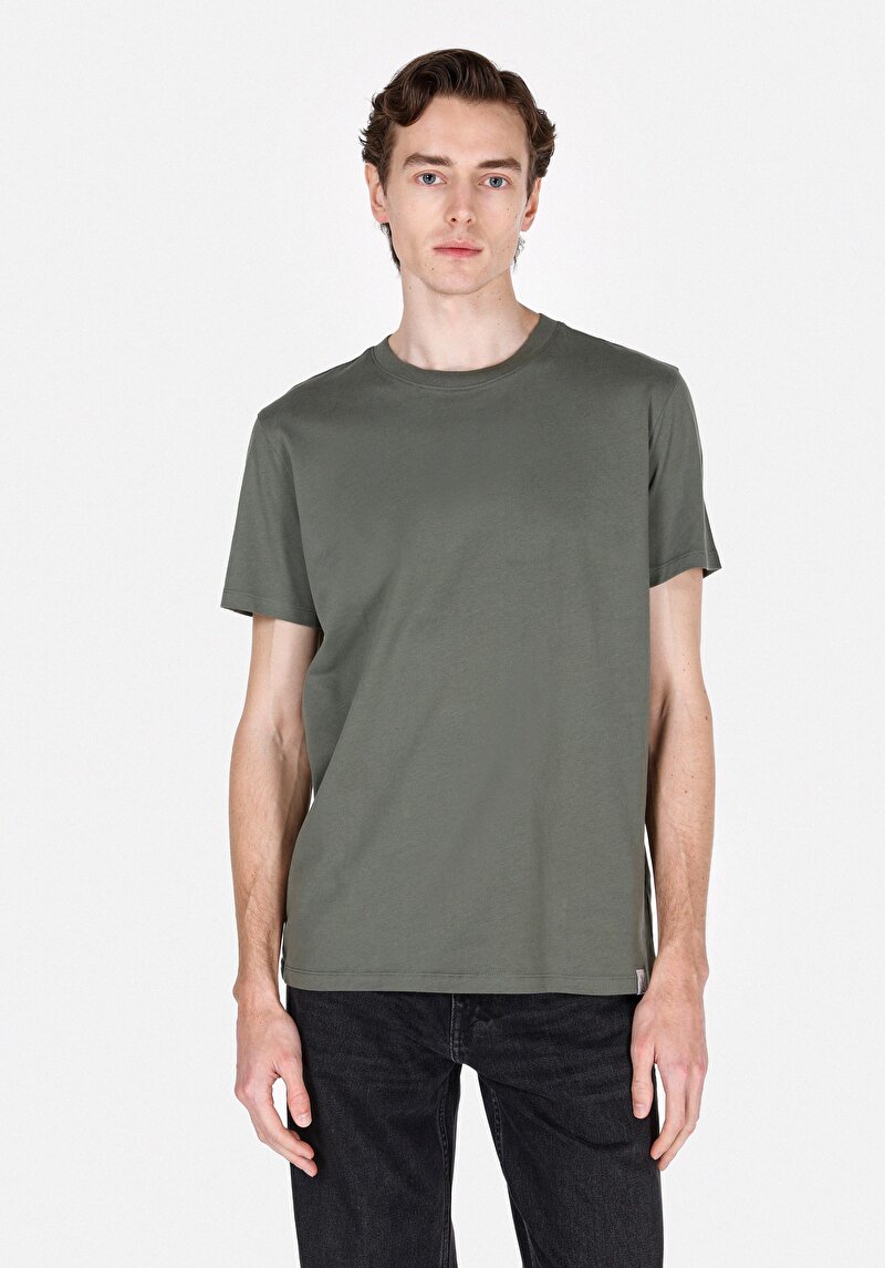 Regular Fit Yuvarlak Yaka Düz Erkek Yeşil Kısa Kol Tişört