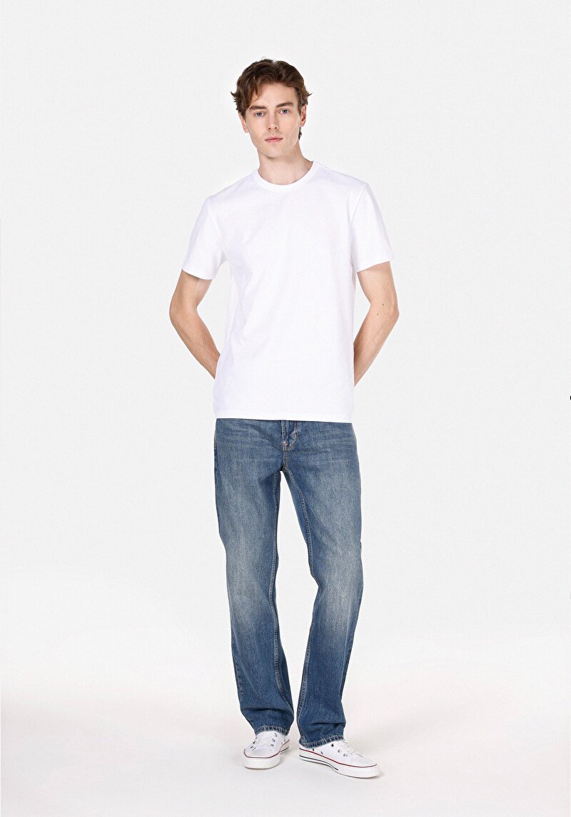 Regular Fit Yuvarlak Yaka Düz Erkek Beyaz Kısa Kol Pamuklu Cepsiz Tişört