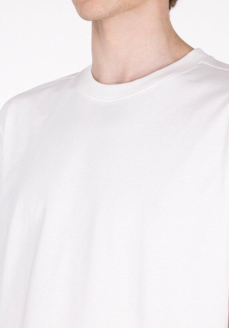 Comfort Fit Yuvarlak Yaka Düz Erkek Beyaz Kısa Kol Tişört