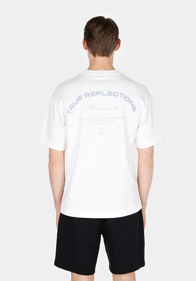 Comfort Fit Yuvarlak Yaka Düz Erkek Cepsiz Beyaz Kısa Kol Tişört