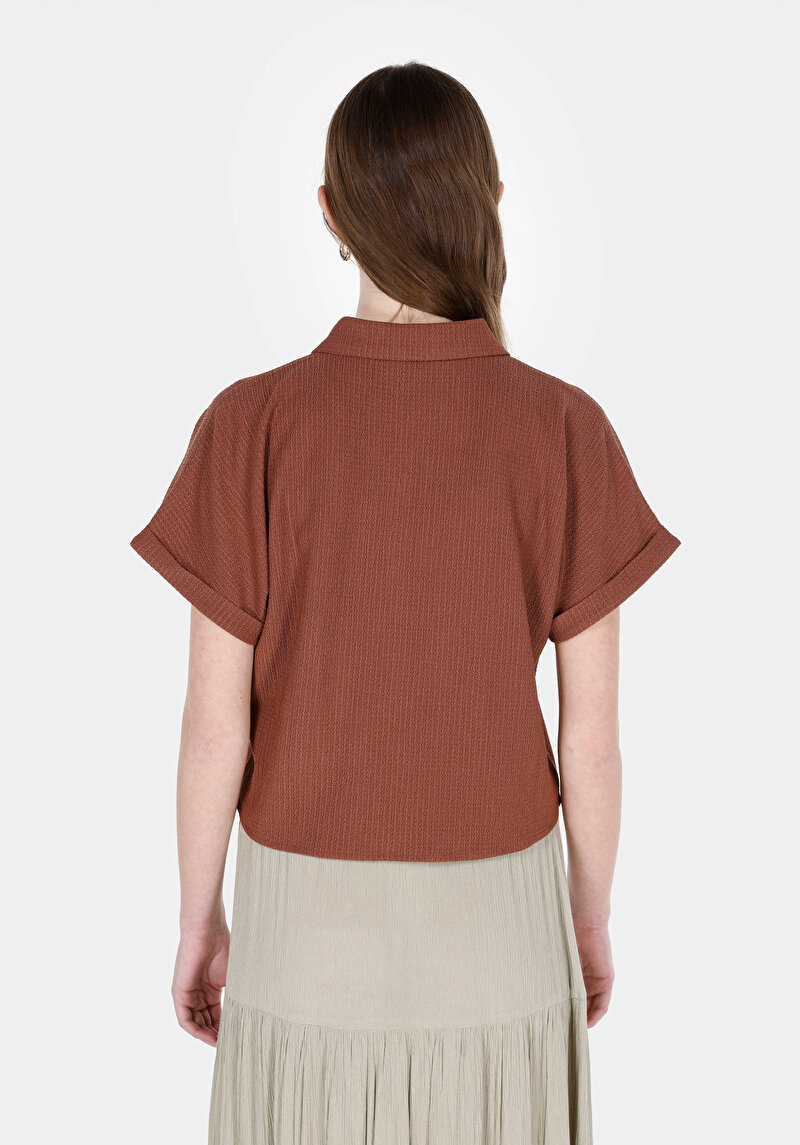Regular Fit Shirt Neck Jakarlı Kadın Kahverengi Kısa Kol Gömlek